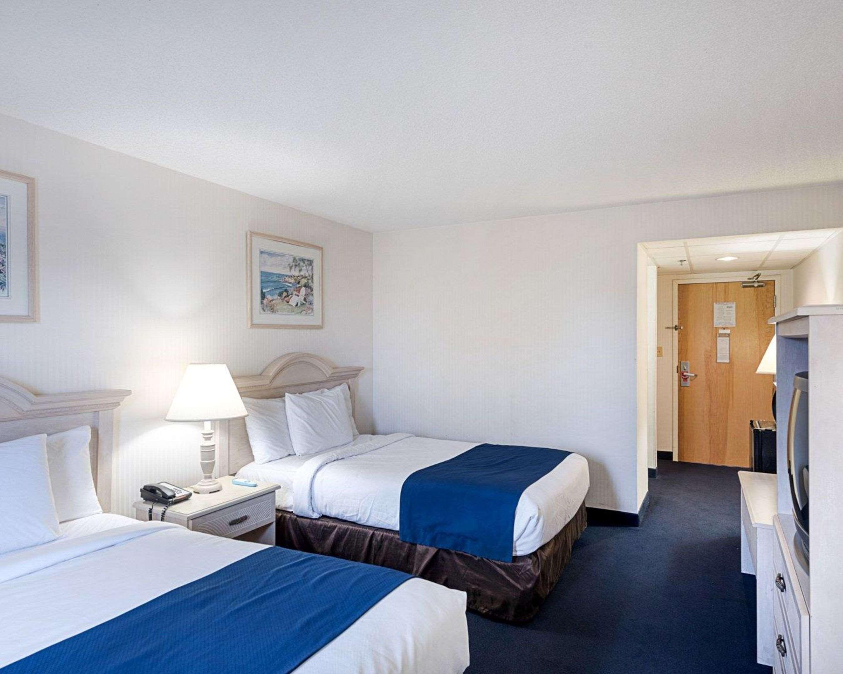 Econo Lodge Inn & Suites Rehoboth Beach Exterior foto